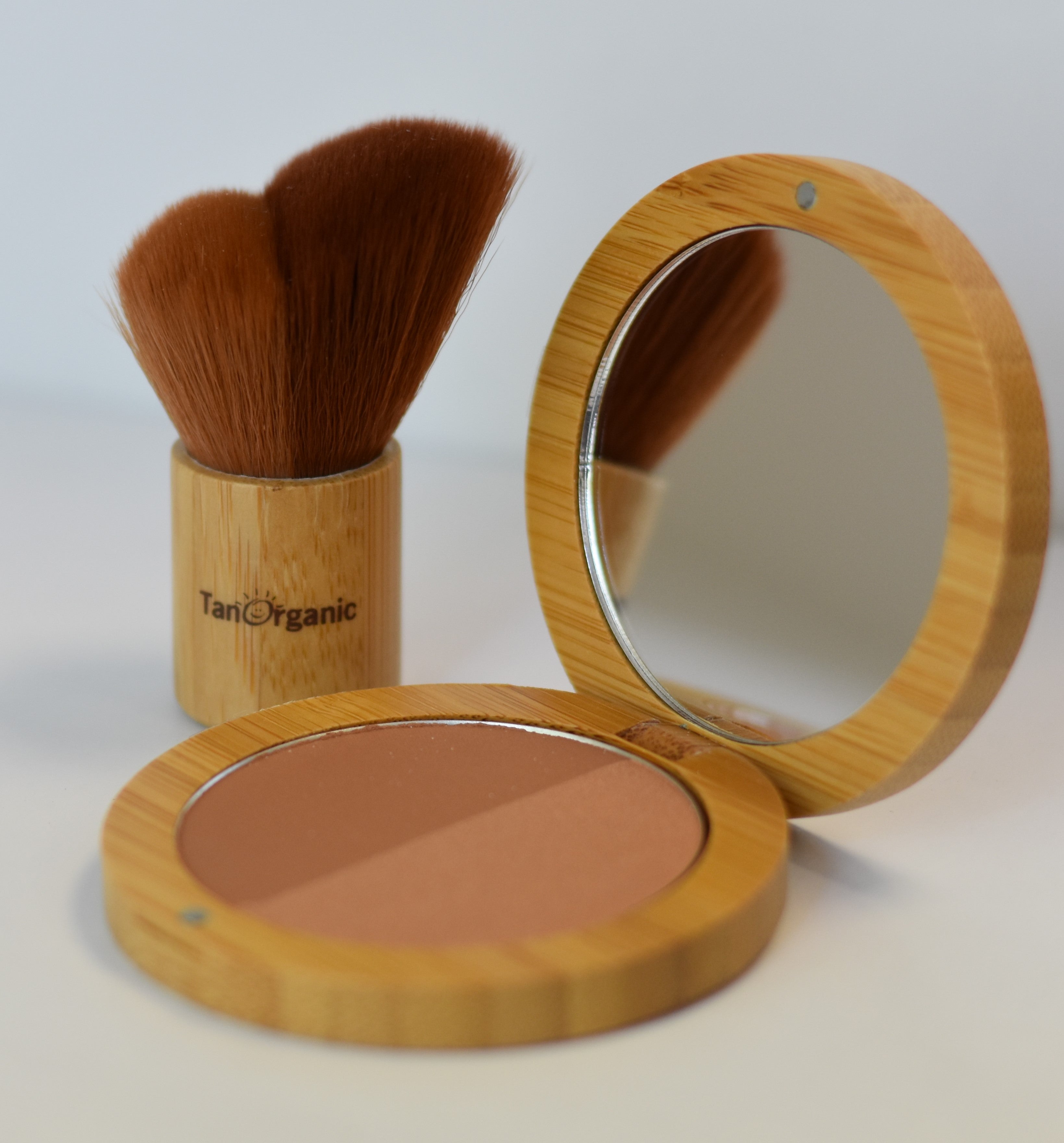 TanOrganic Bamboo Kabuki Brush