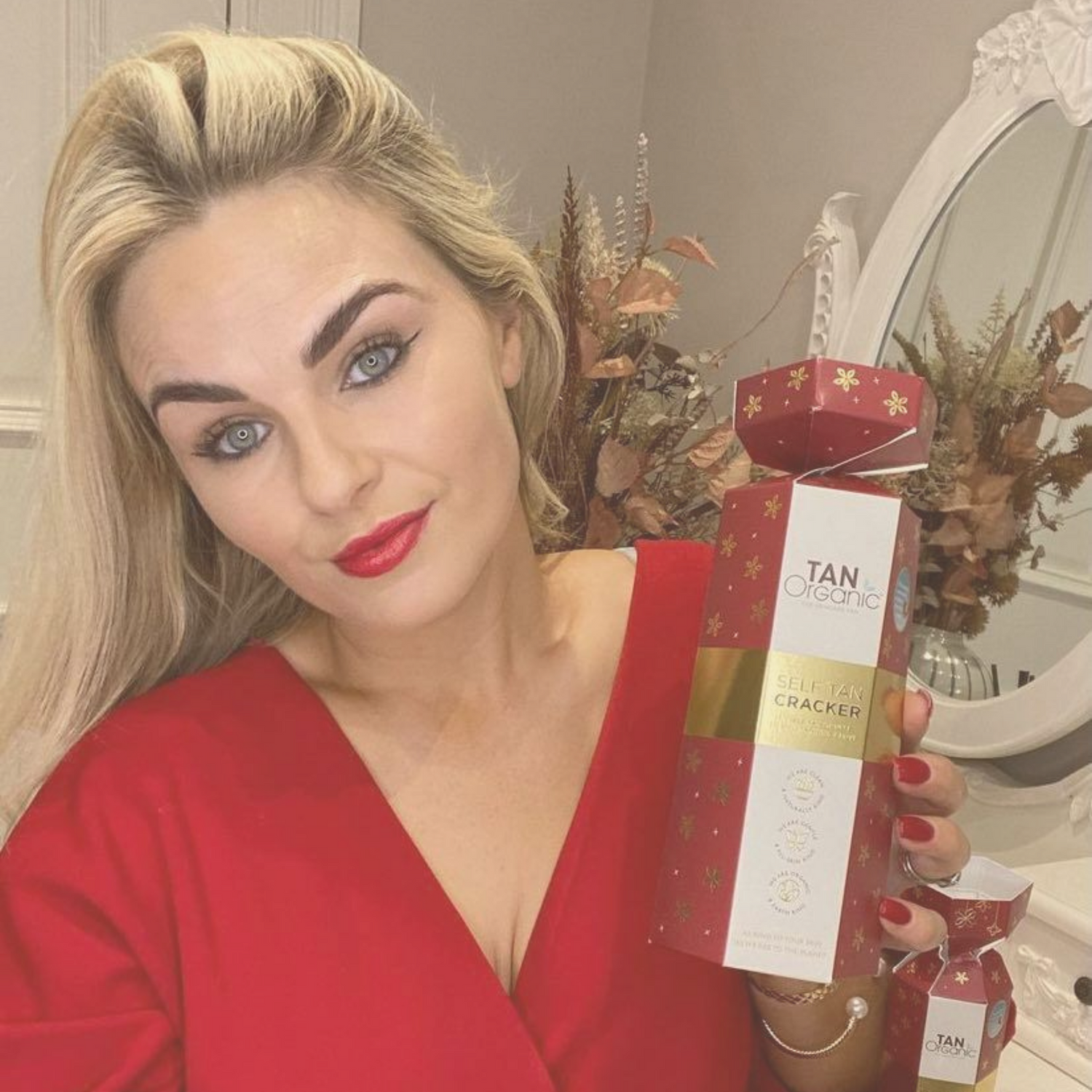 Give the gift of the glow this Christmas